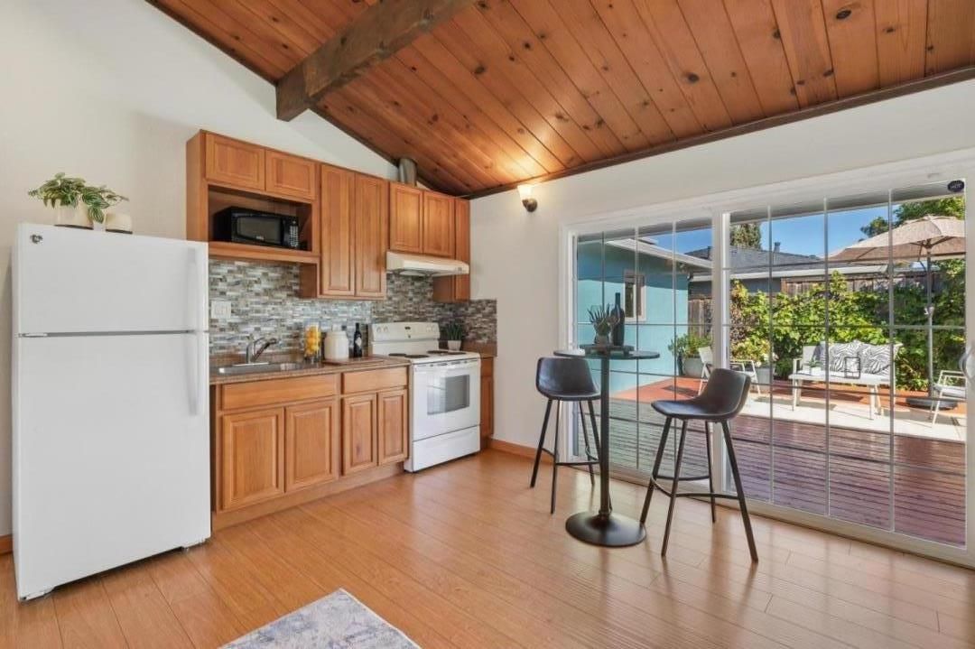 Interior, Kitchen, Wooden Beams, Wooden Ceilings, Wood Texture Flooring