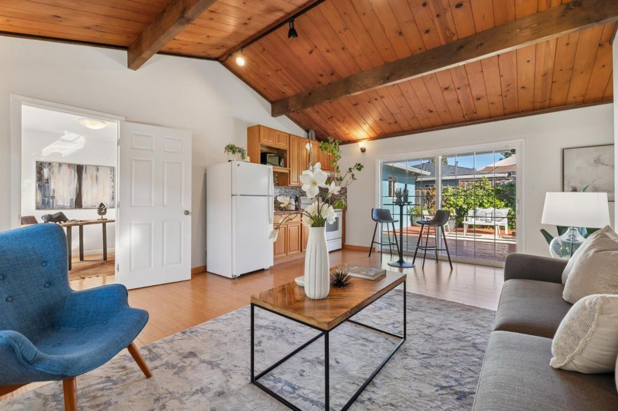 Interior, Kitchen, Living room, Wooden Beams, Wooden Ceilings, Wood Texture Flooring