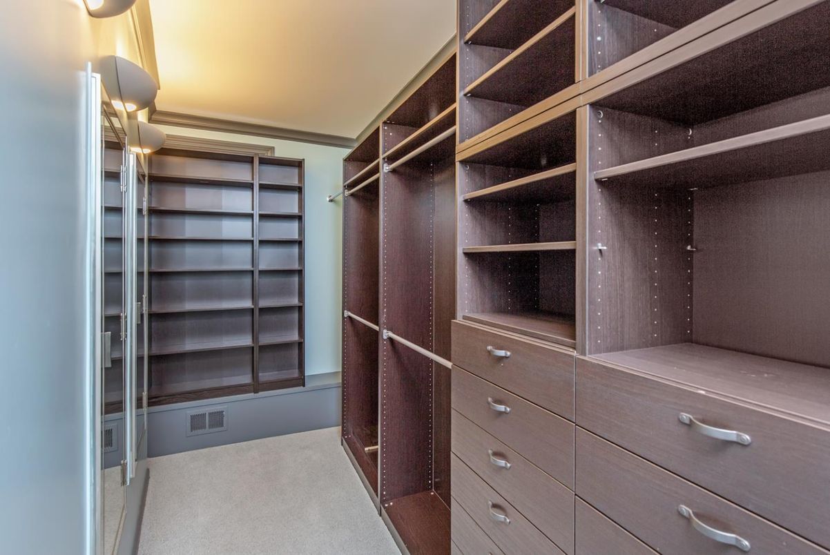 Interior, Walk-in Closets