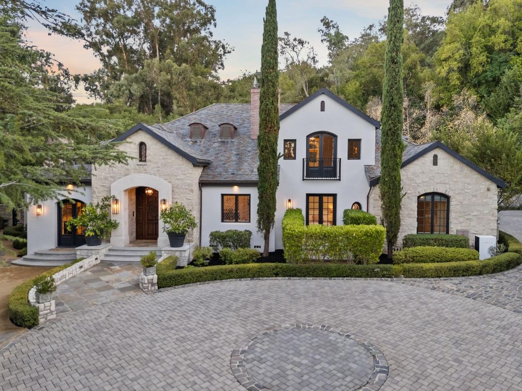 Exterior, Facade, French Provincial