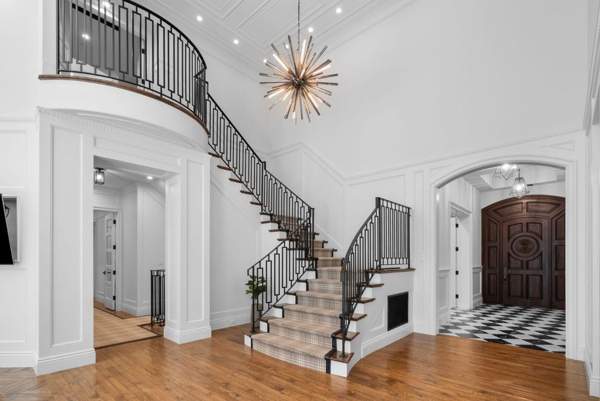 Interior, Pendant Lights, Recessed Lighting, Wood Texture Flooring