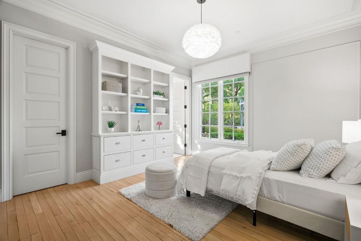 Bedroom, Interior, Pendant Lights, Wood Texture Flooring
