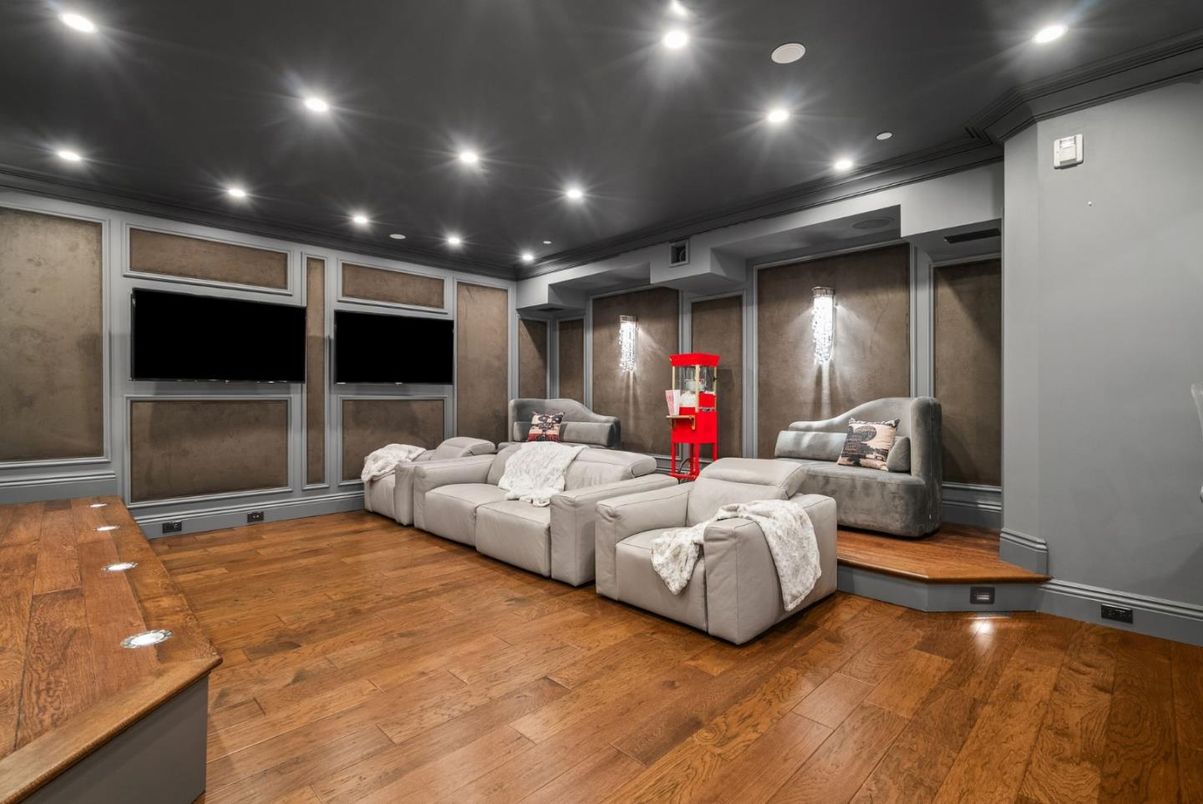 Interior, Recessed Lighting, Wood Texture Flooring