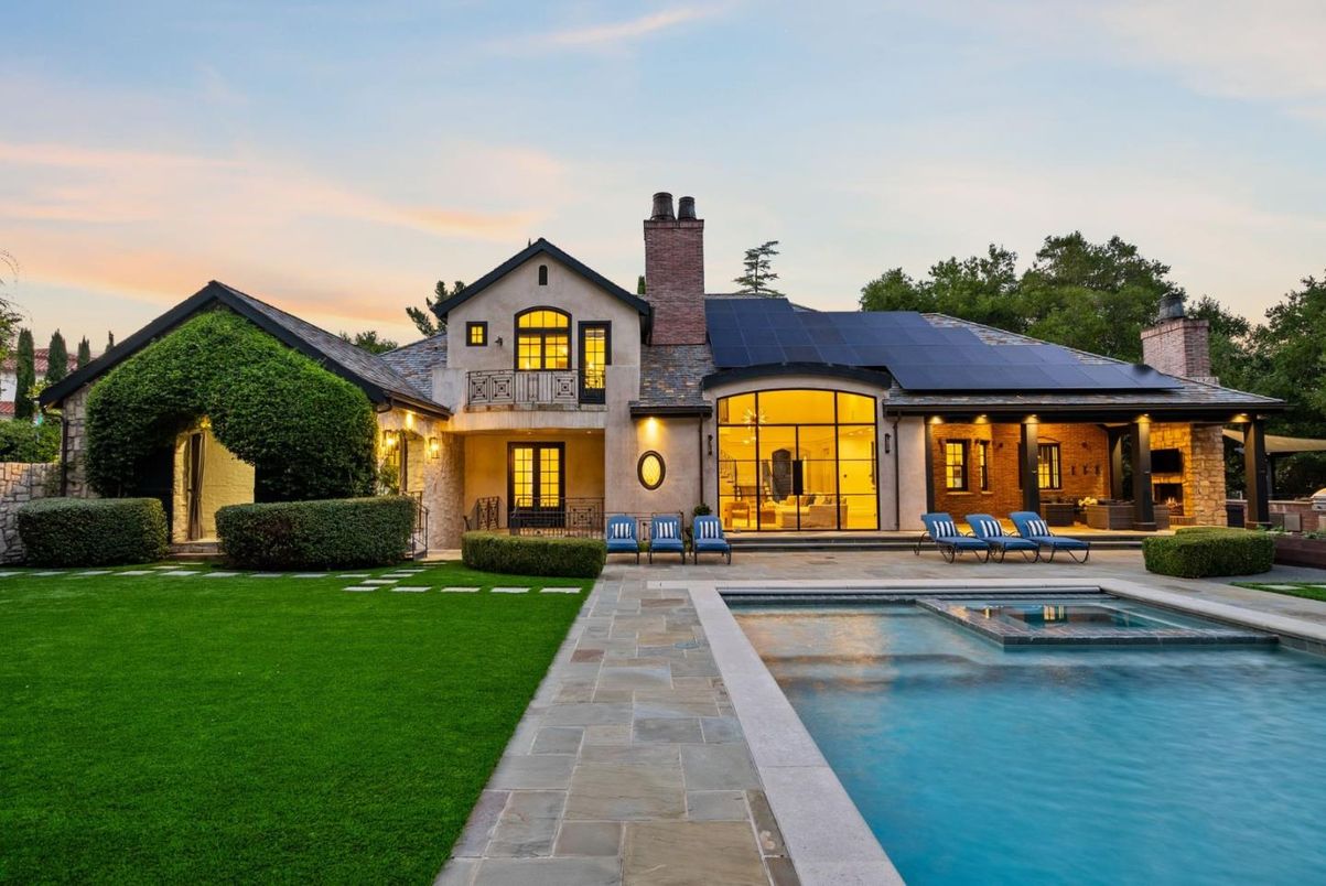 Backyard, Exterior, Pool, Solar Panels