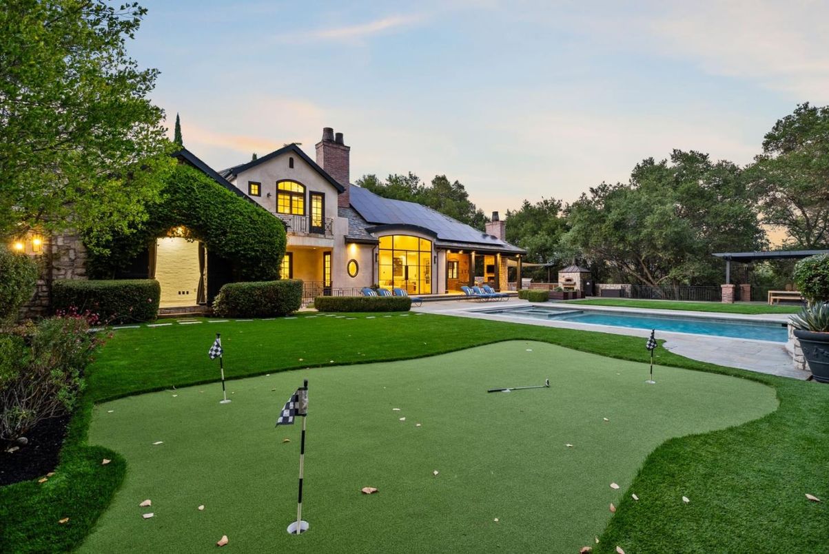 Backyard, Exterior, Pool