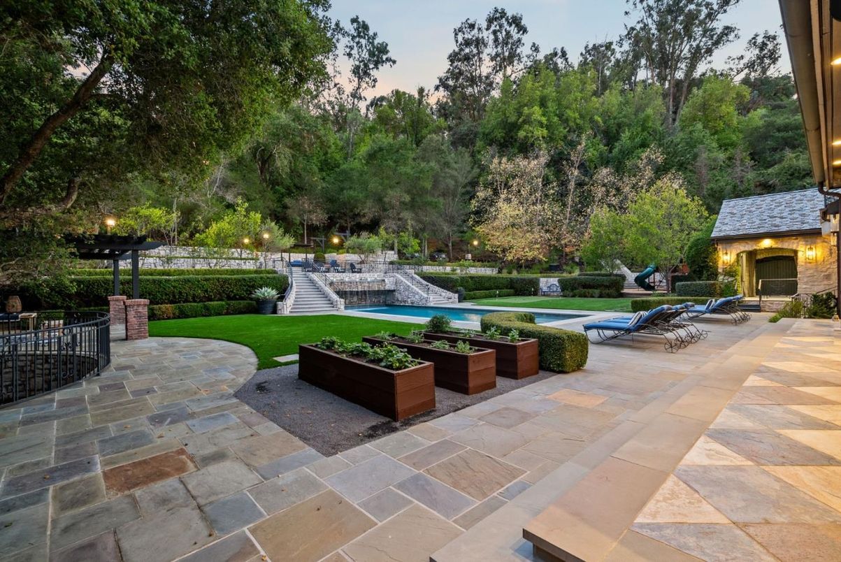 Backyard, Exterior, Pool