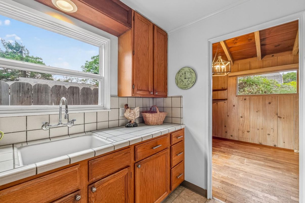 Interior, Recessed Lighting, Wooden Ceilings, Wood Texture Flooring