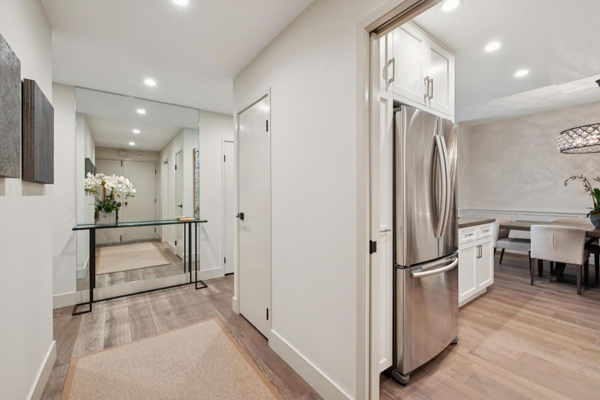 Dining room, Interior, Kitchen, Recessed Lighting, Stainless Steel Appliances, Wood Texture Flooring