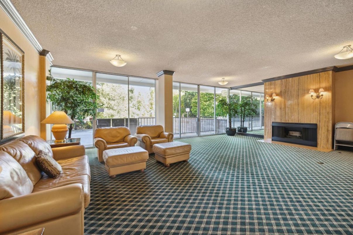 Fireplace, Interior, Living room