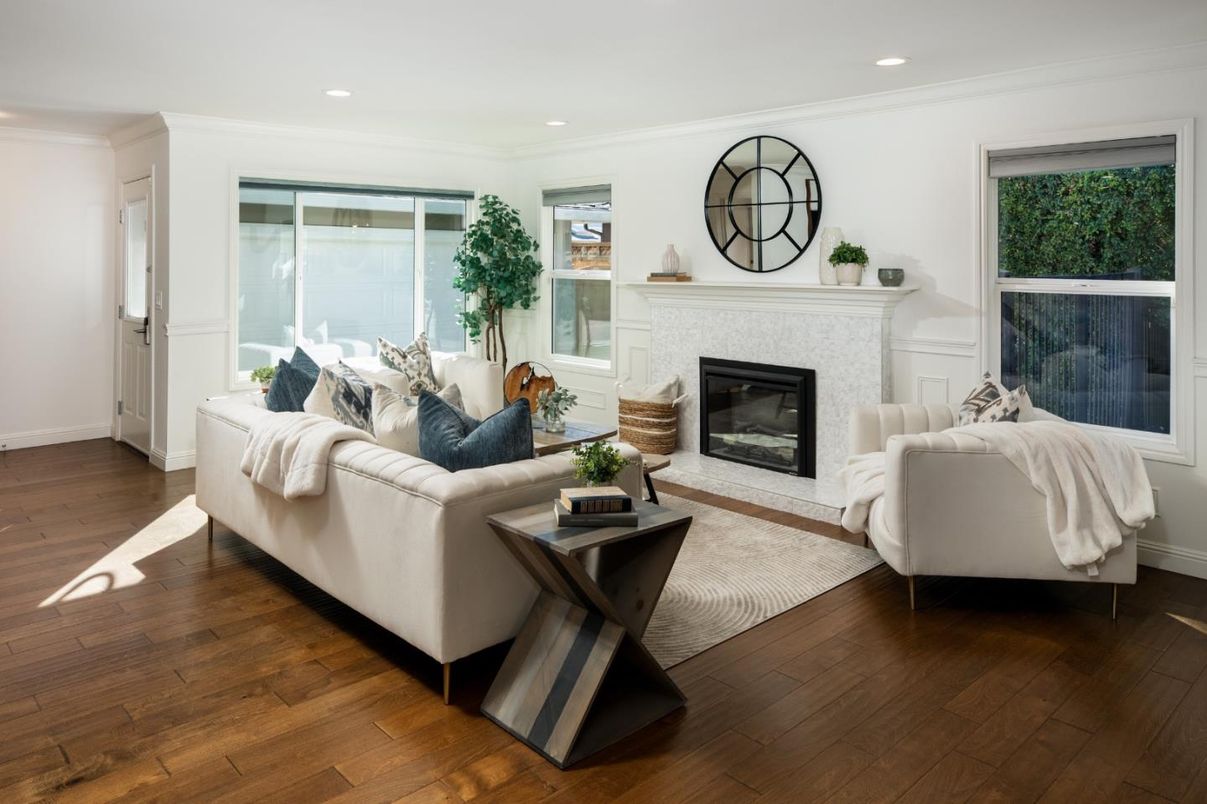 Fireplace, Interior, Living room, Recessed Lighting, Wood Texture Flooring