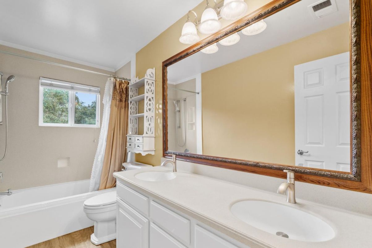 Bathroom, Dual Sink Vanities, Interior, Wood Texture Flooring