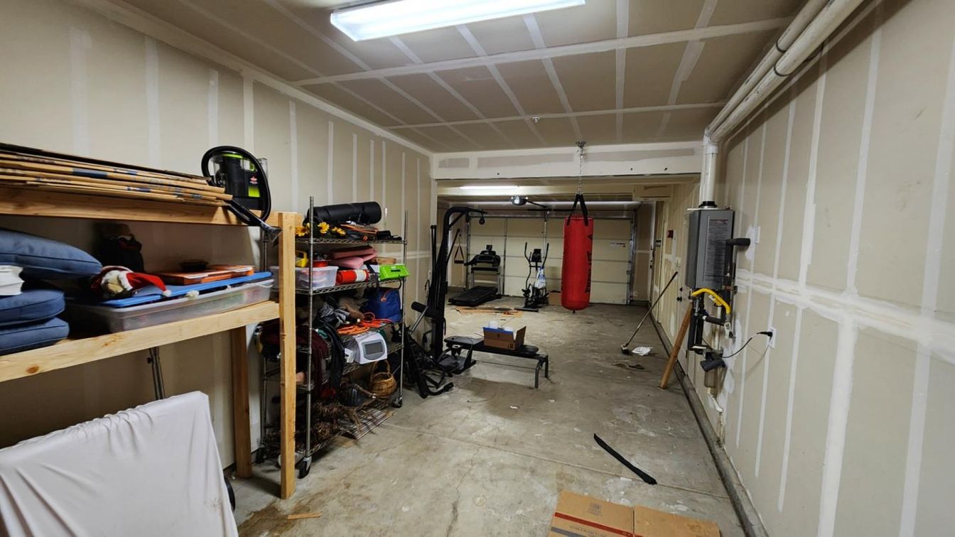 Fitness Equipment, Garage, Interior