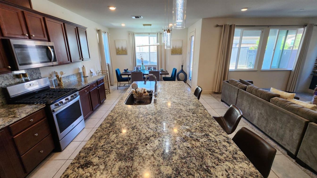 Dining room, Interior, Kitchen, Living room, Pendant Lights, Recessed Lighting