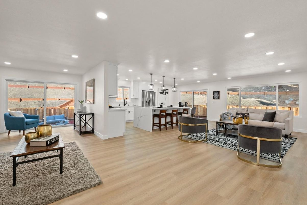 Interior, Kitchen, Living room, Pendant Lights, Recessed Lighting, Wood Texture Flooring