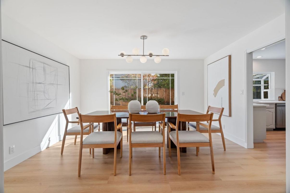 Dining room, Interior, Pendant Lights, Recessed Lighting, Wood Texture Flooring