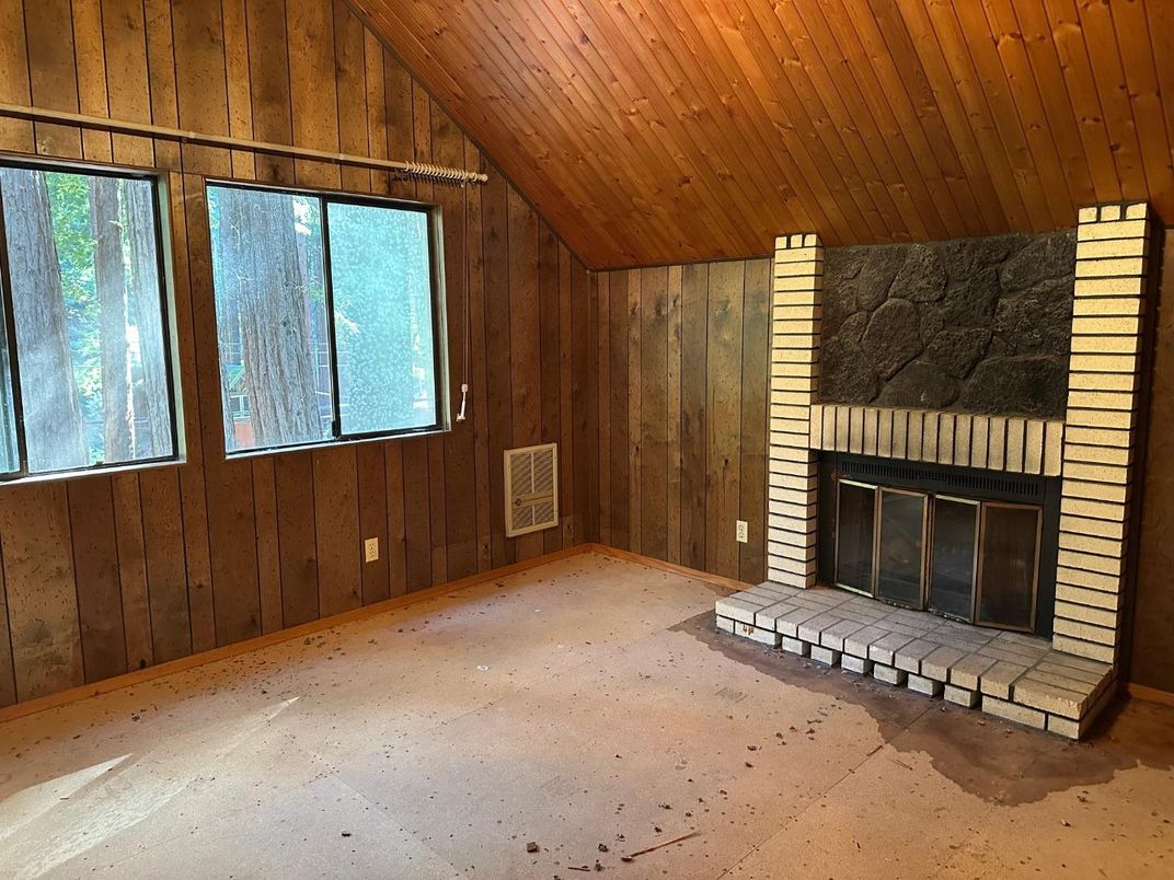 Empty room, Fireplace, Interior, Wooden Ceilings, Wooden Walls