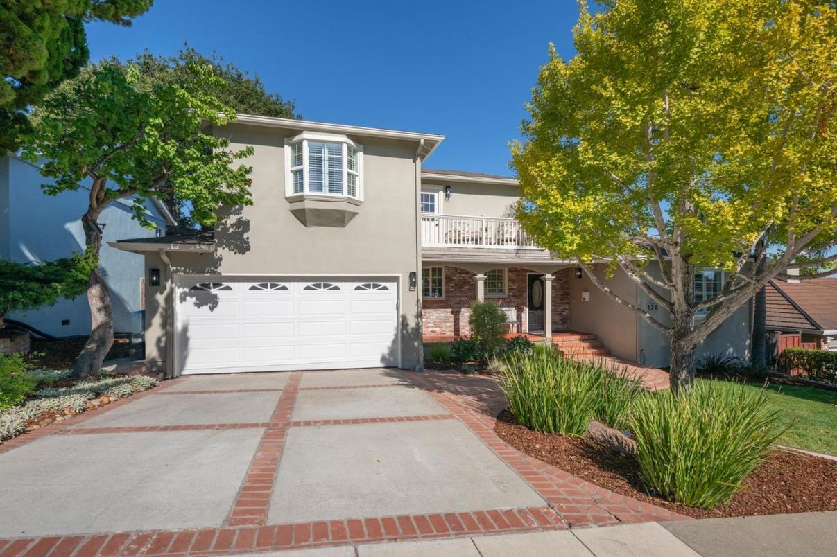 Attached, Exterior, Facade, Brick Facade, Mediterranean