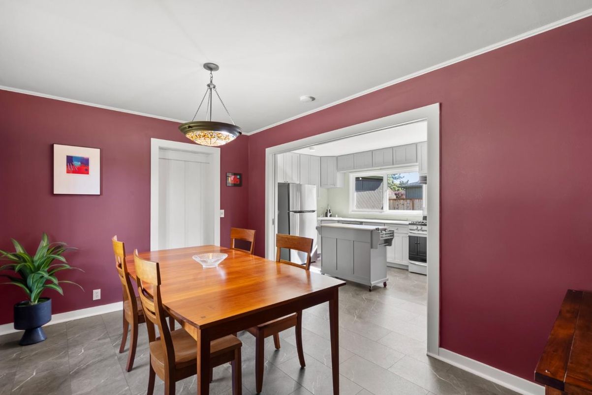Dining room, Interior, Kitchen, Pendant Lights