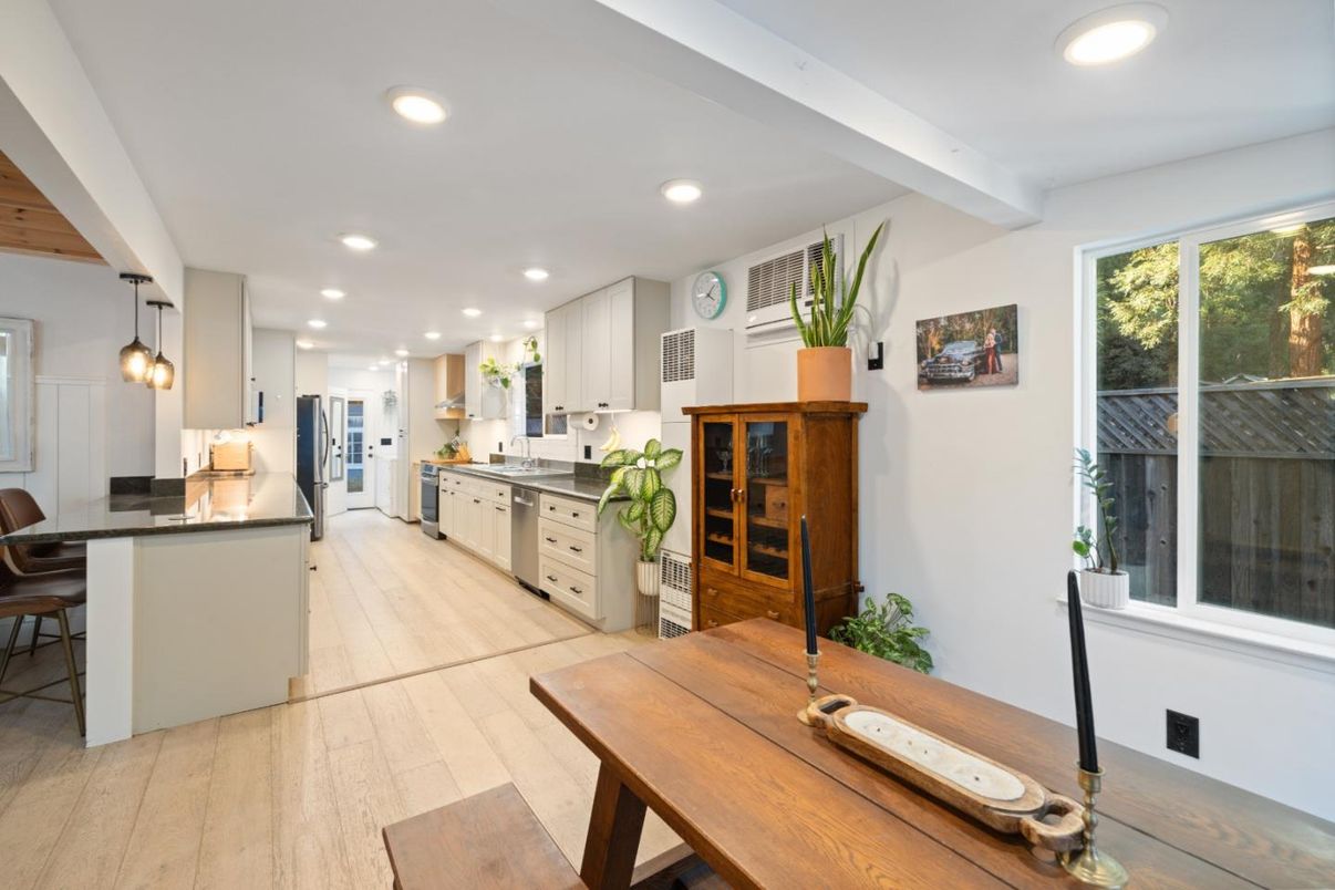 Dining room, Interior, Kitchen, Pendant Lights, Recessed Lighting, Stainless Steel Appliances, Wood Texture Flooring
