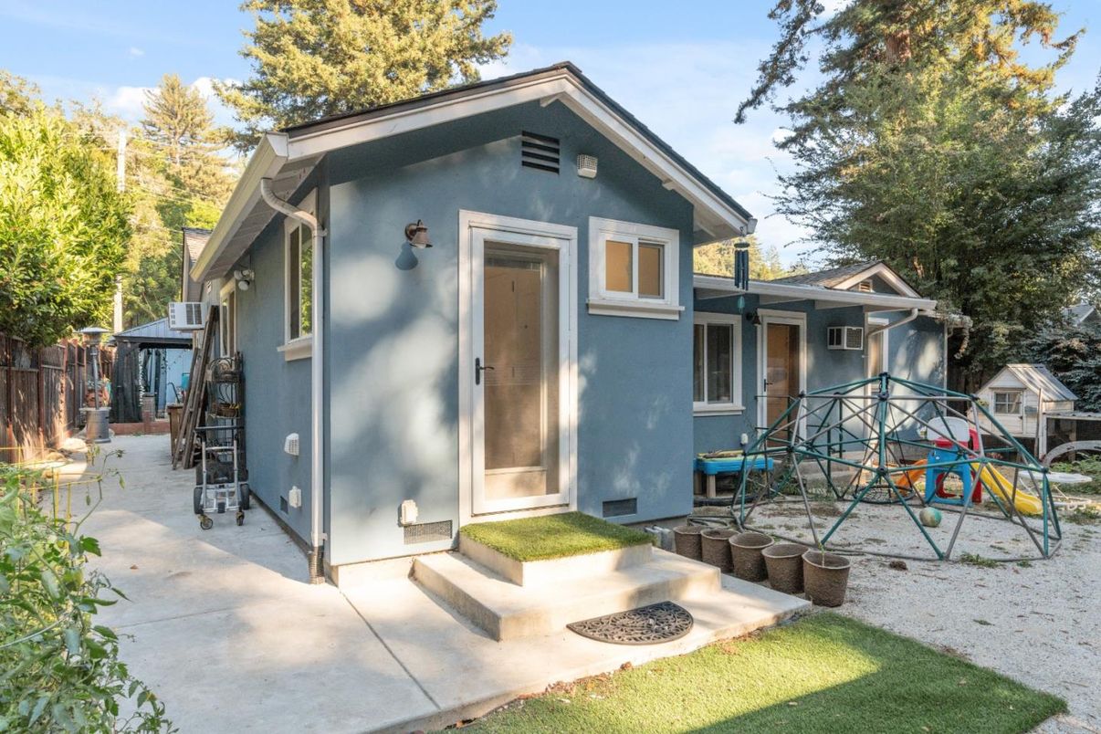 Backyard, Exterior, Playground