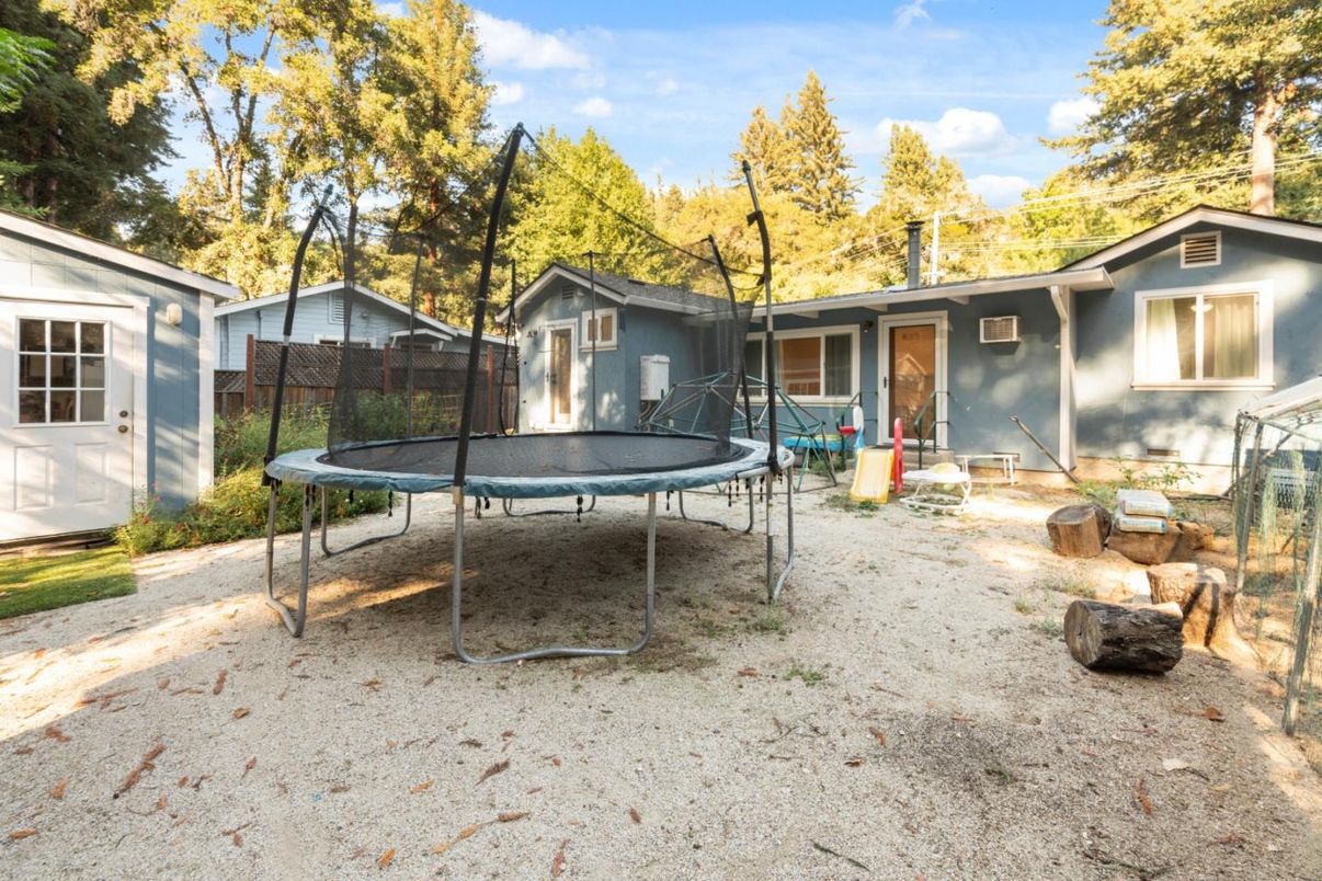 Backyard, Exterior, Playground