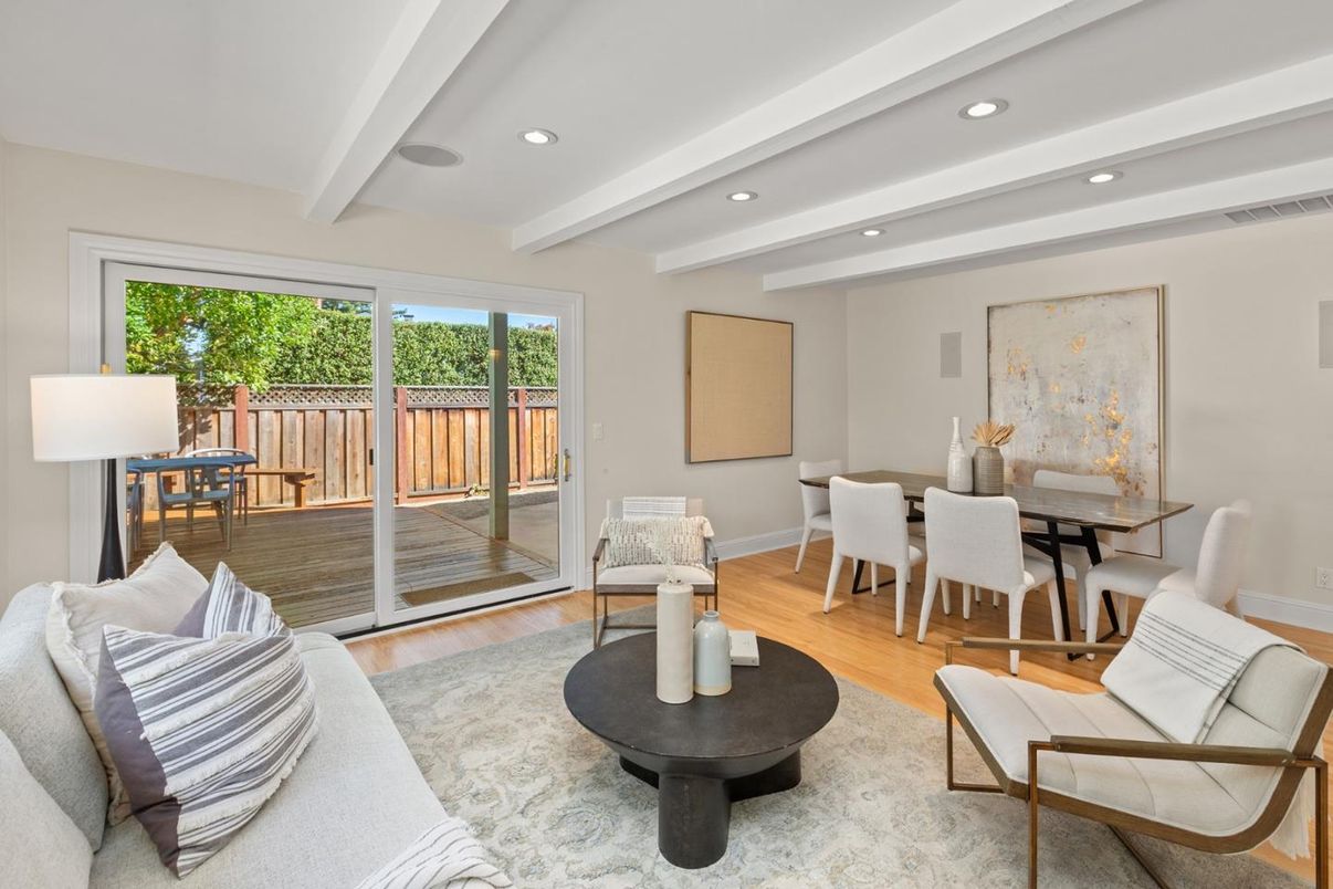 Dining room, Interior, Living room, Recessed Lighting, Wood Texture Flooring