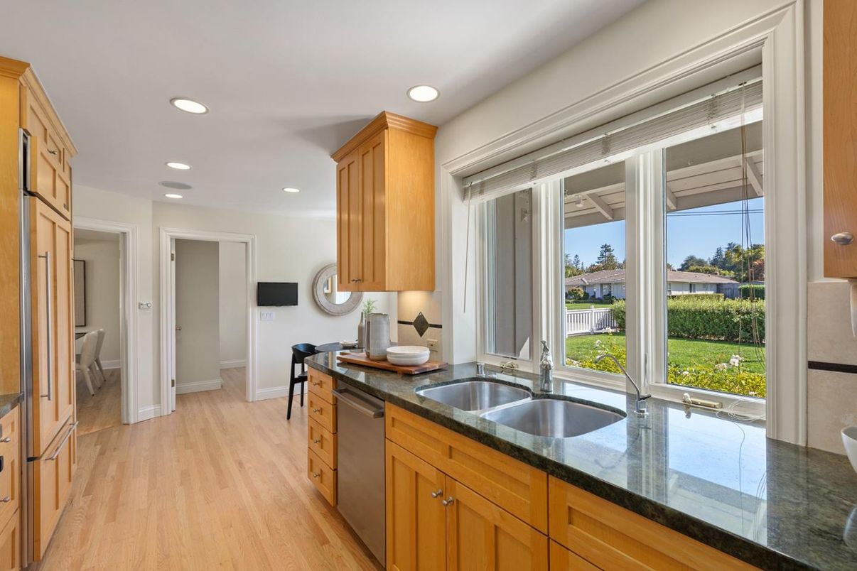 Interior, Kitchen, Recessed Lighting, Wood Texture Flooring
