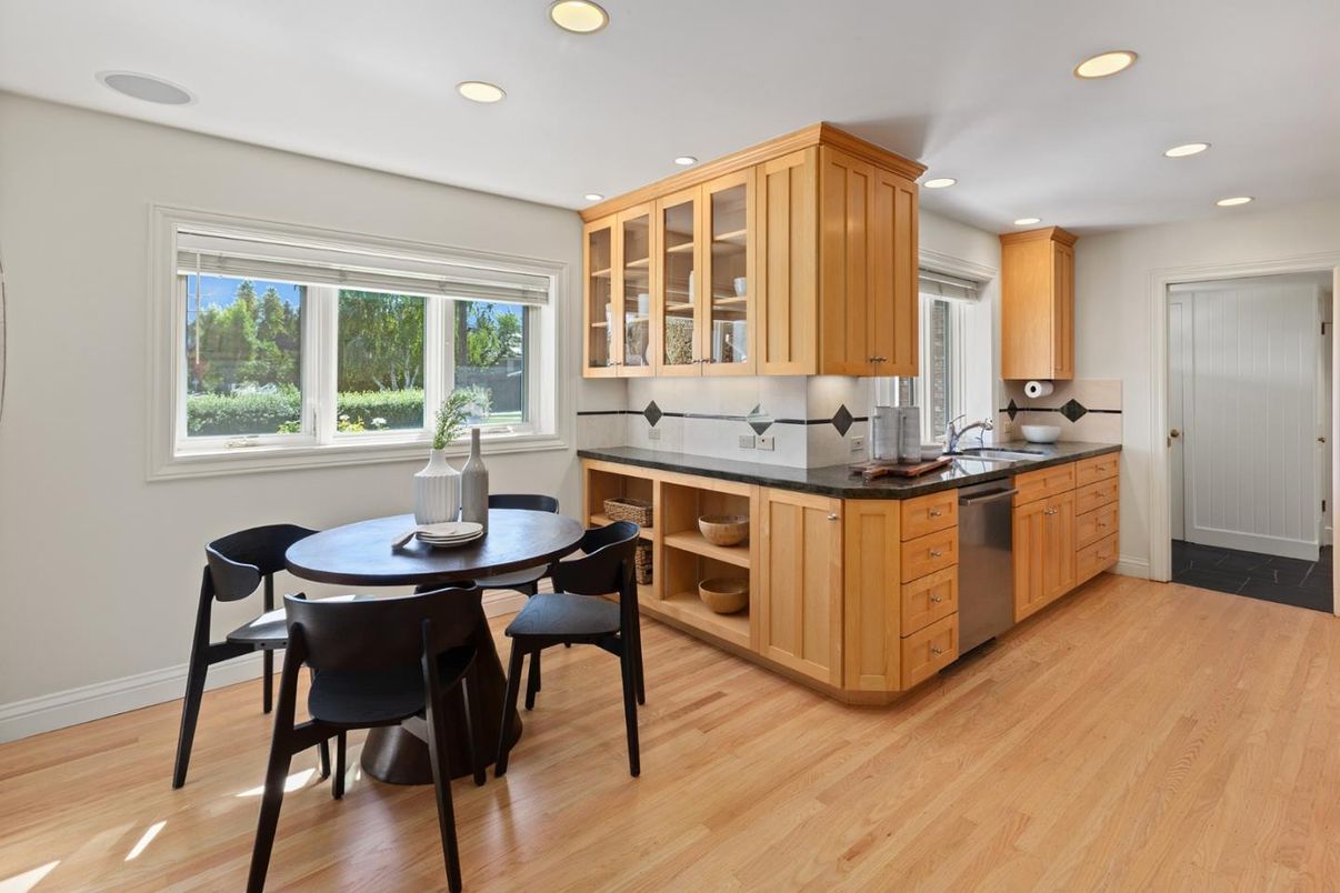 Dining room, Interior, Kitchen, Recessed Lighting, Stainless Steel Appliances, Wood Texture Flooring