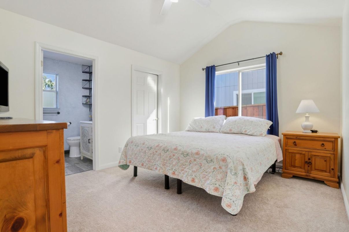 Bathroom, Bedroom, Interior