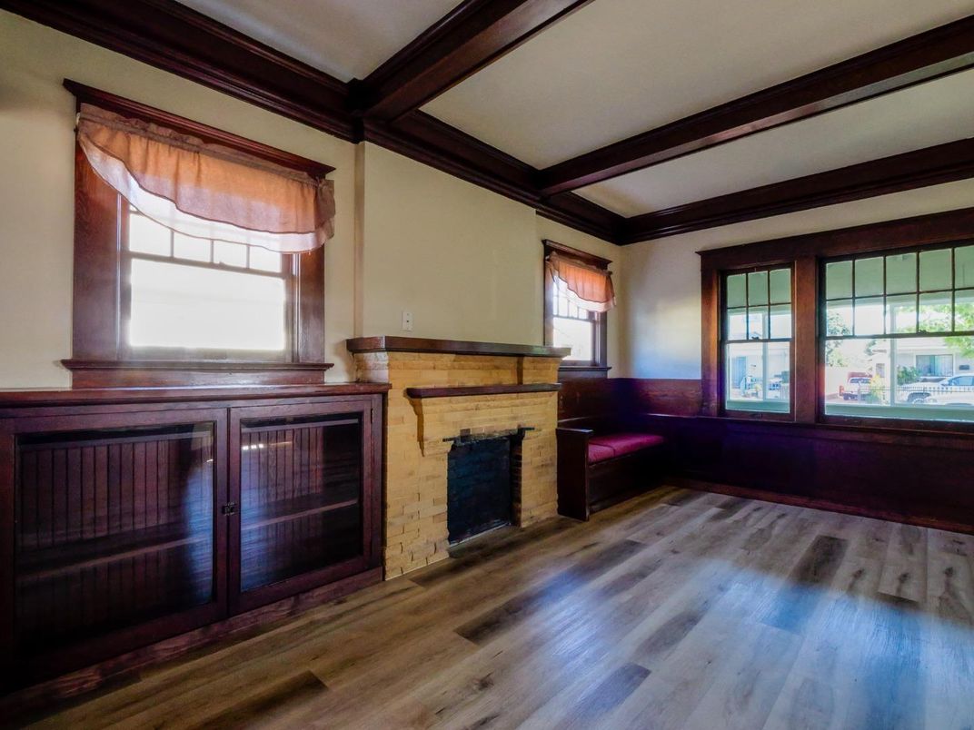 Empty room, Fireplace, Interior, Wood Texture Flooring
