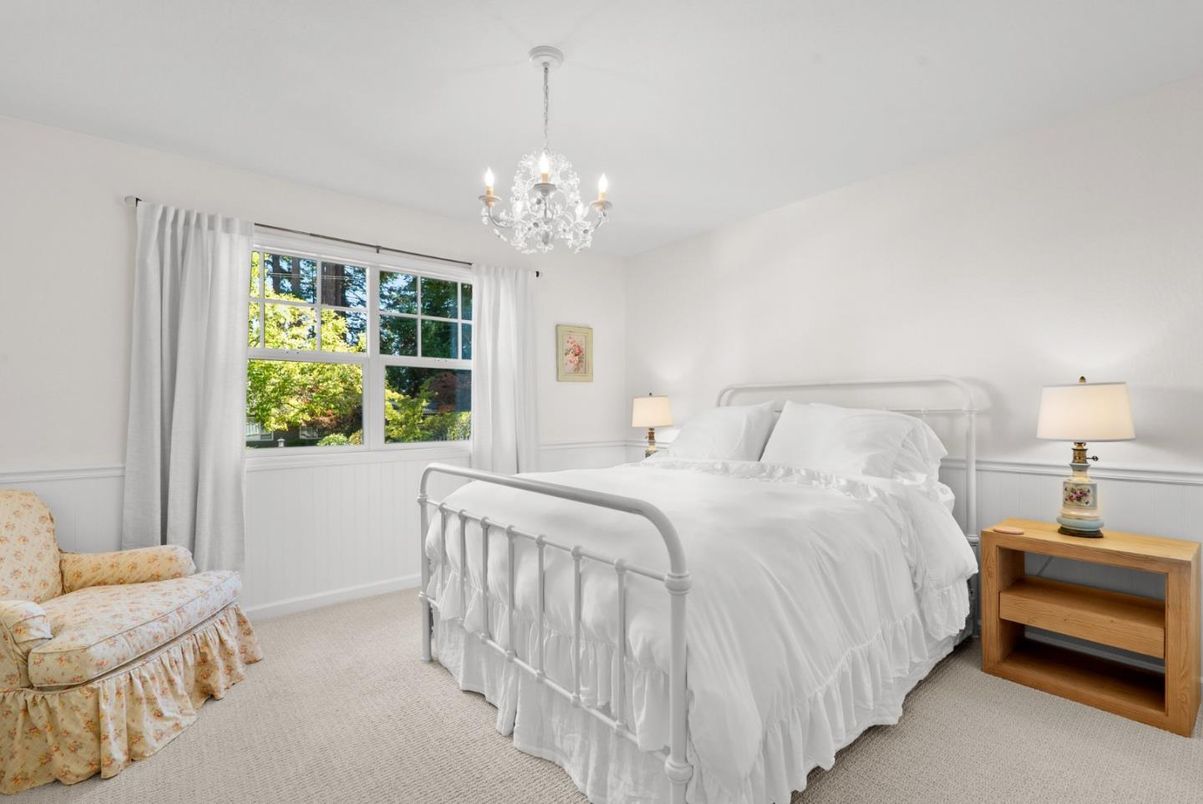 Bedroom, Chandelier, Interior