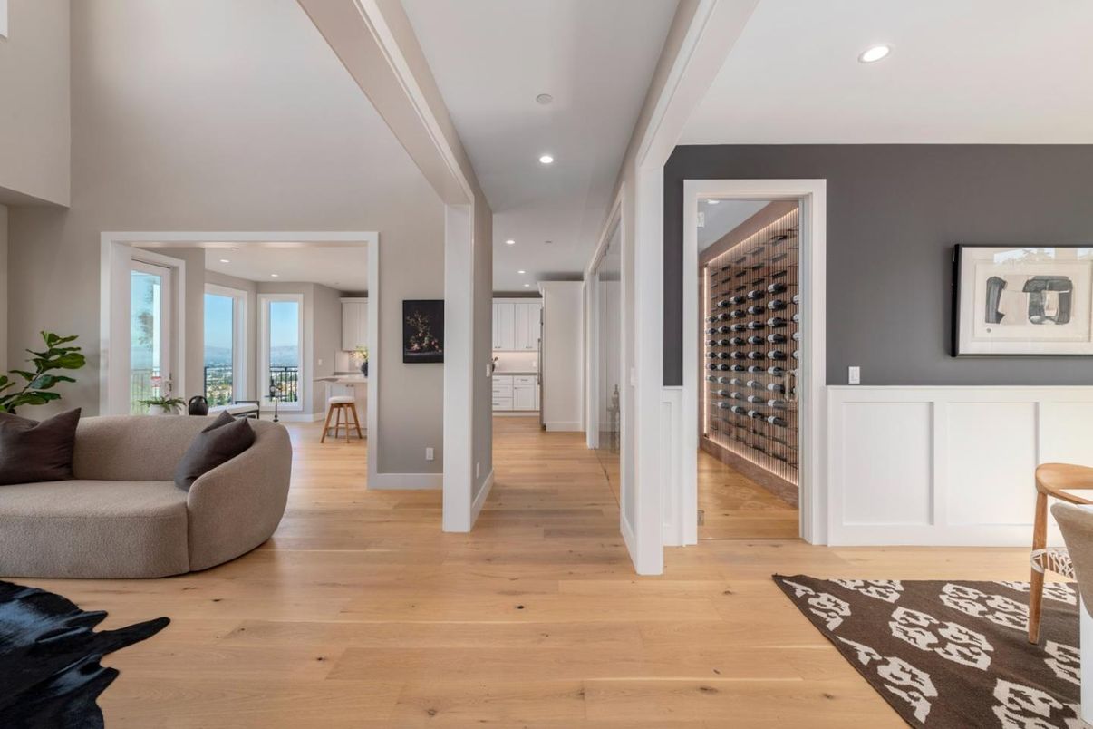 Interior, Recessed Lighting, Wood Texture Flooring