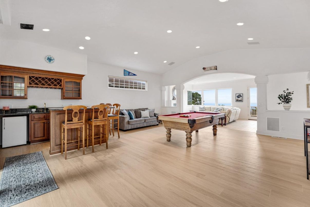 Billiard Table, Game Room, Interior, Recessed Lighting, Wood Texture Flooring