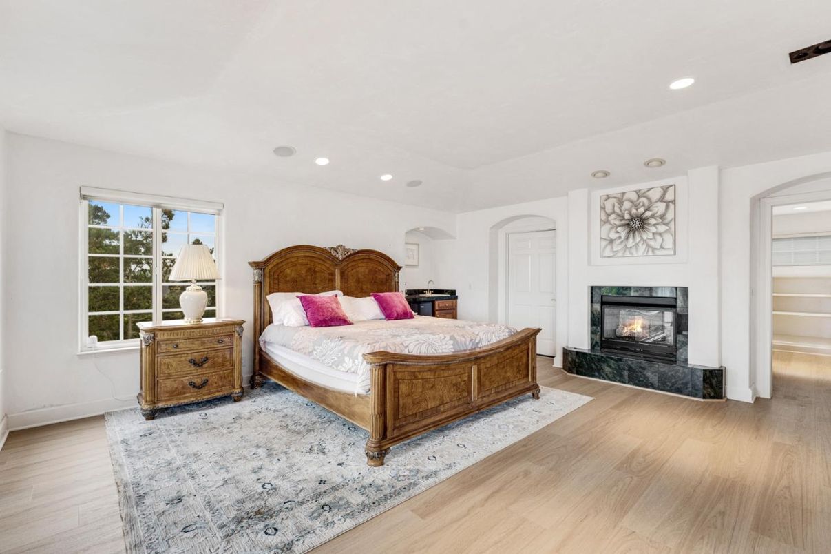 Bedroom, Fireplace, Interior, Recessed Lighting, Wood Texture Flooring