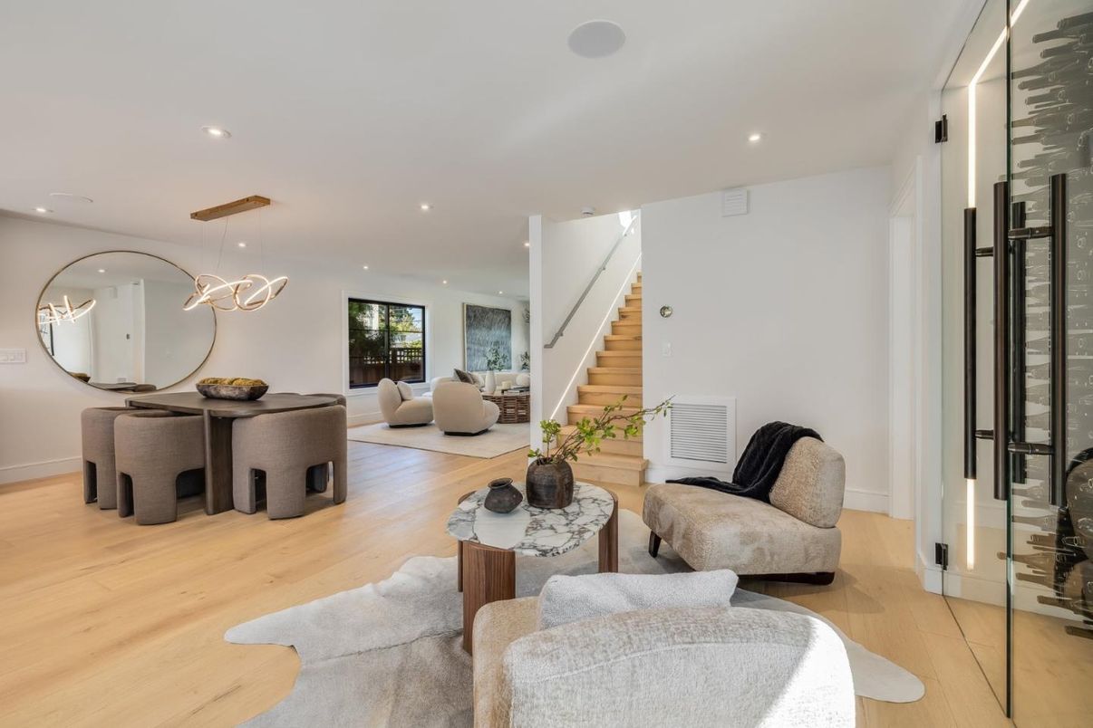 Dining room, Interior, Living room, Pendant Lights, Recessed Lighting, Wood Texture Flooring
