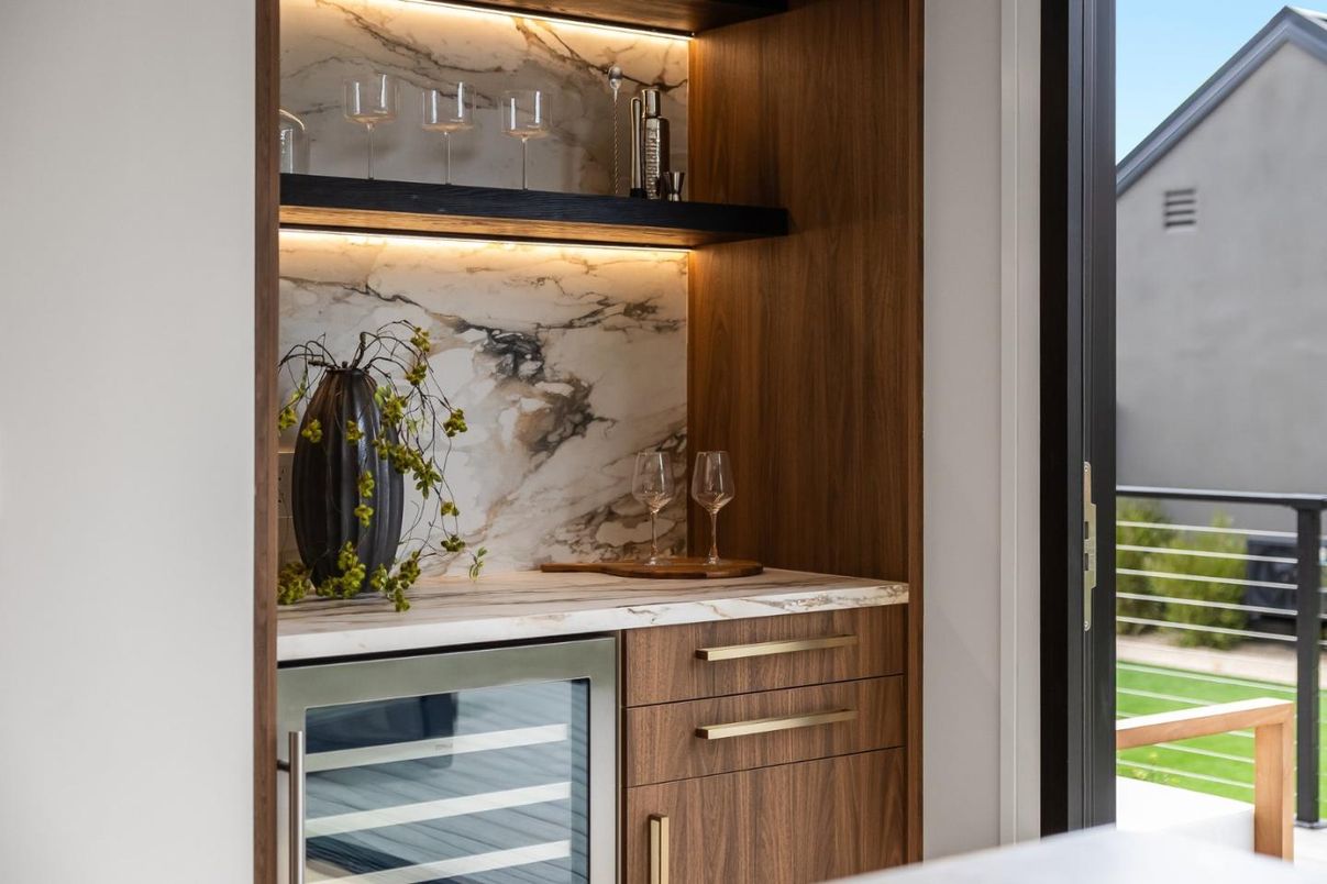 Interior, Marble Walls