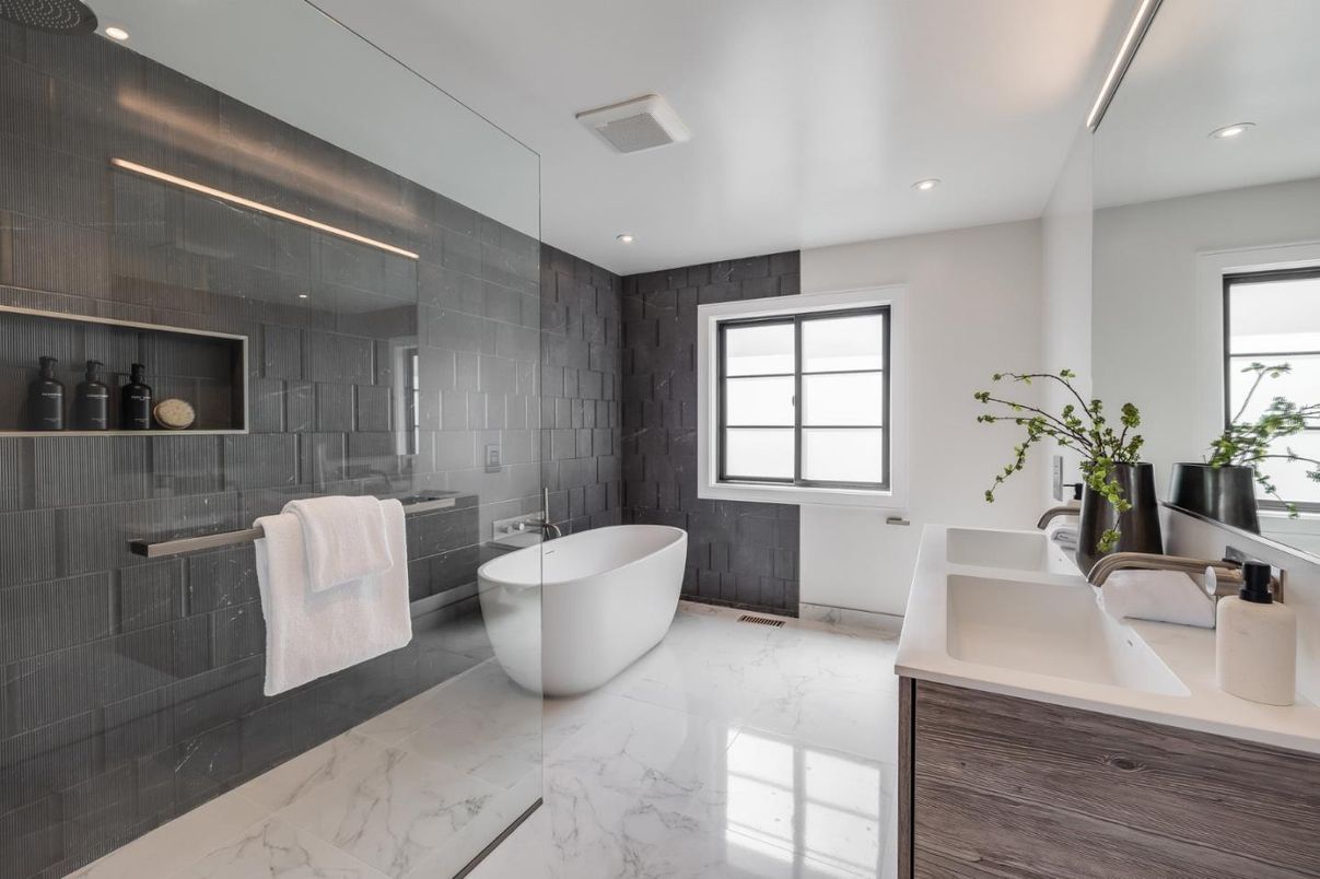 Bathroom, Dual Sink Vanities, Free Standing Baths, Glass Shower, Interior, Marble, Recessed Lighting