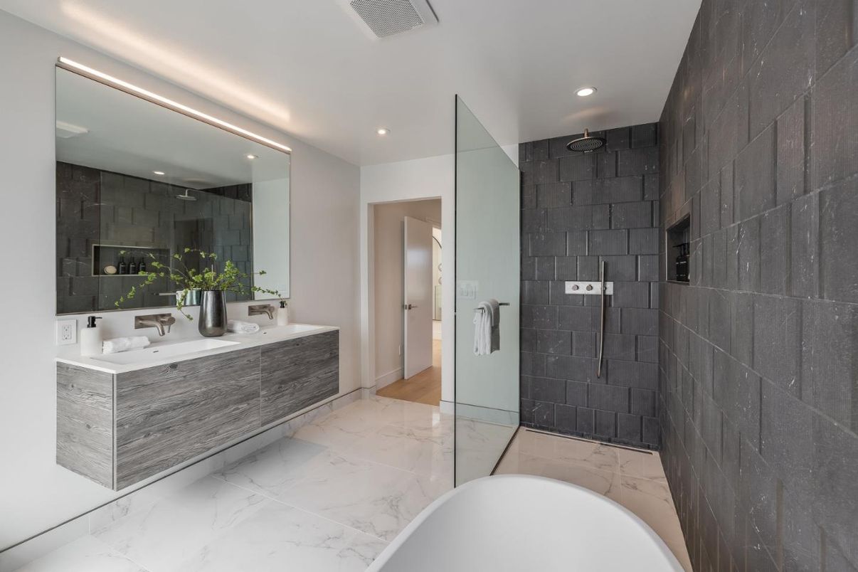 Bathroom, Dual Sink Vanities, Free Standing Baths, Glass Shower, Interior, Marble, Recessed Lighting