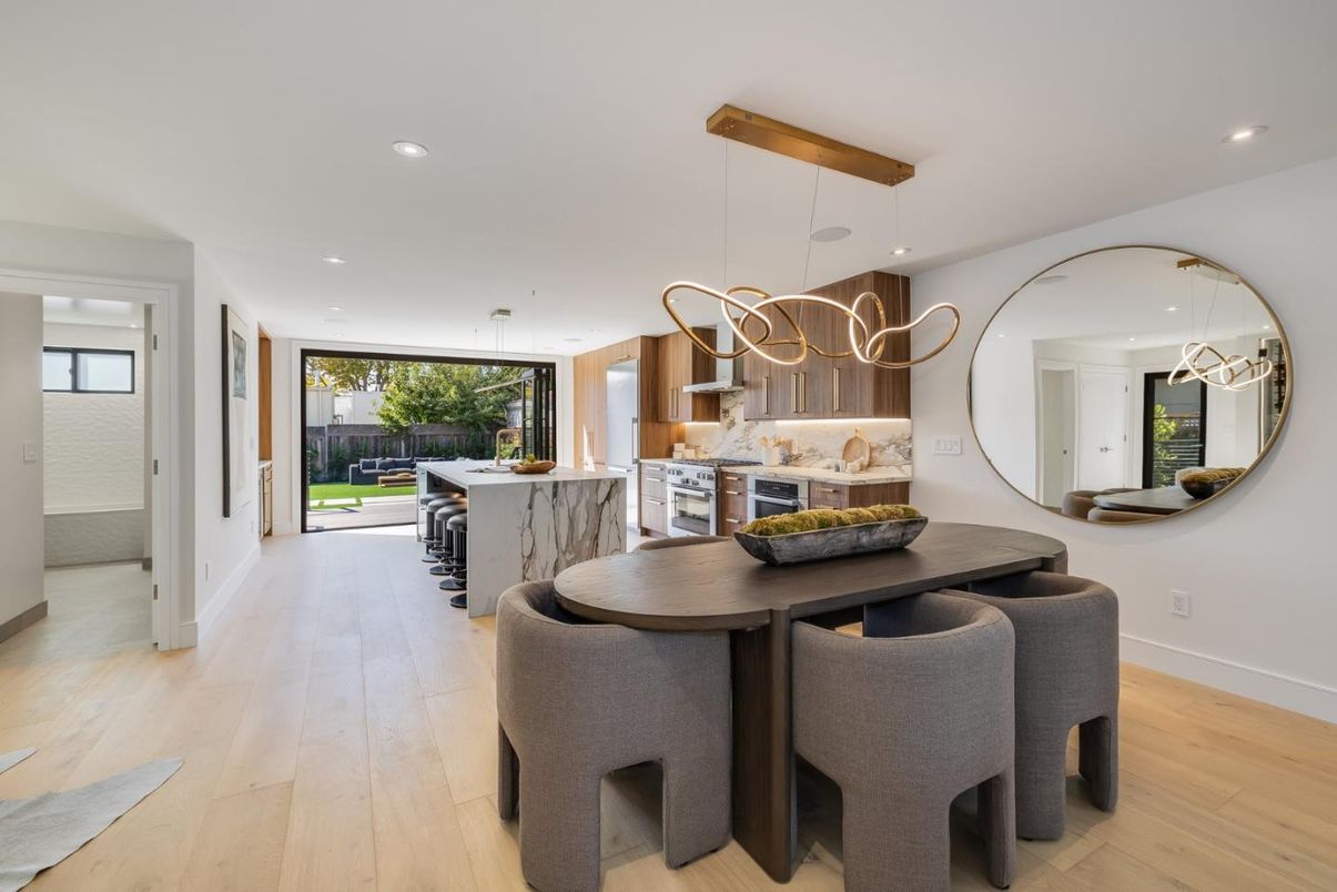 Dining room, Interior, Kitchen, Pendant Lights, Recessed Lighting, Wood Texture Flooring