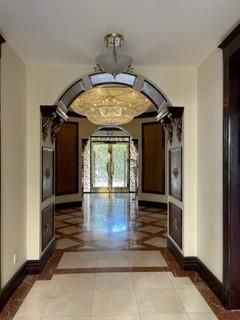 Chandelier, Interior