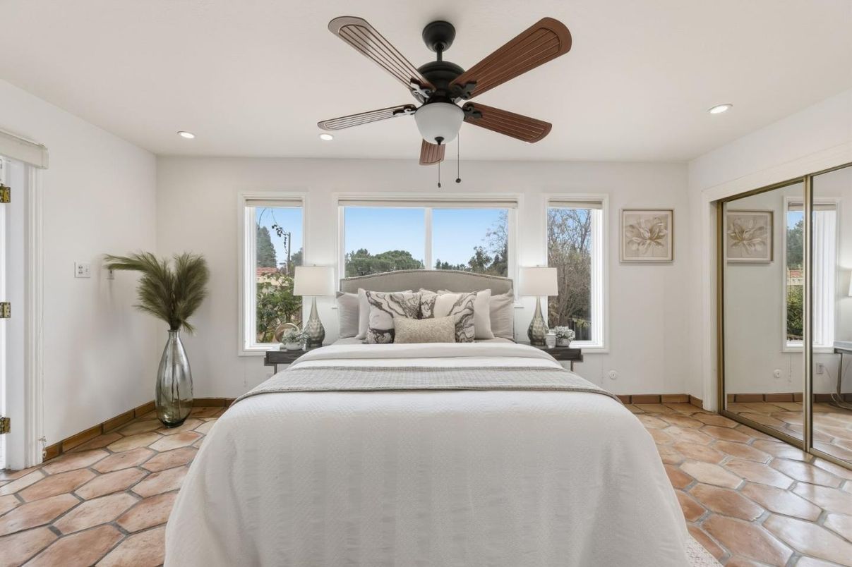 Bedroom, Interior, Recessed Lighting