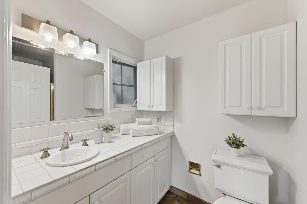 Bathroom, Dual Sink Vanities, Interior, Tile Countertops