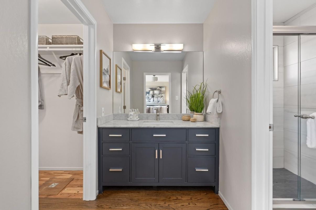 Bathroom, Interior, Wood Texture Flooring