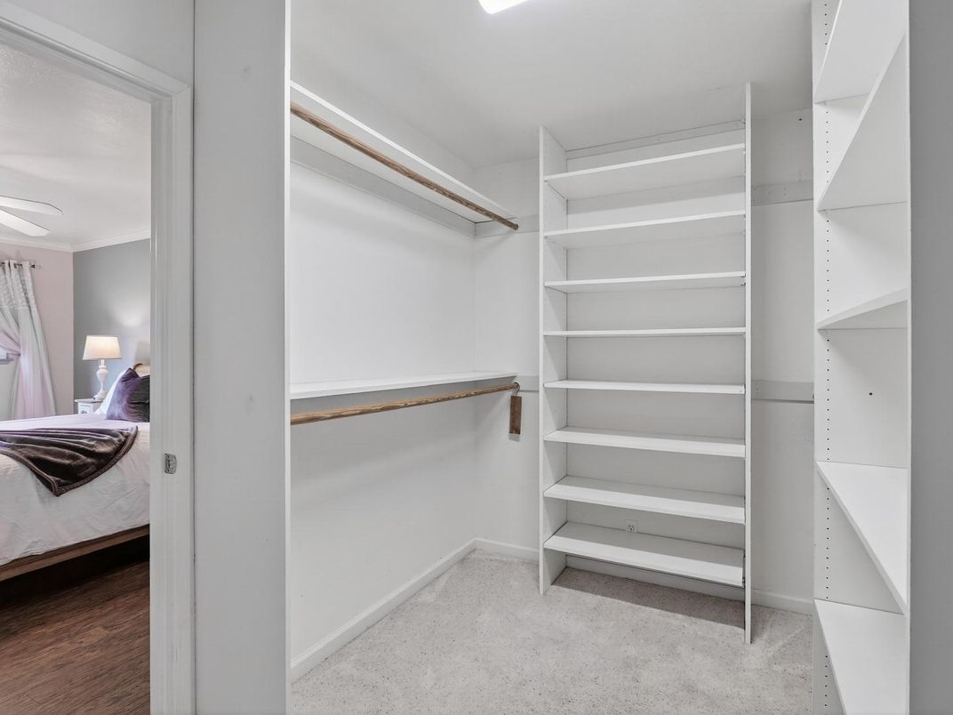 Interior, Walk-in Closets