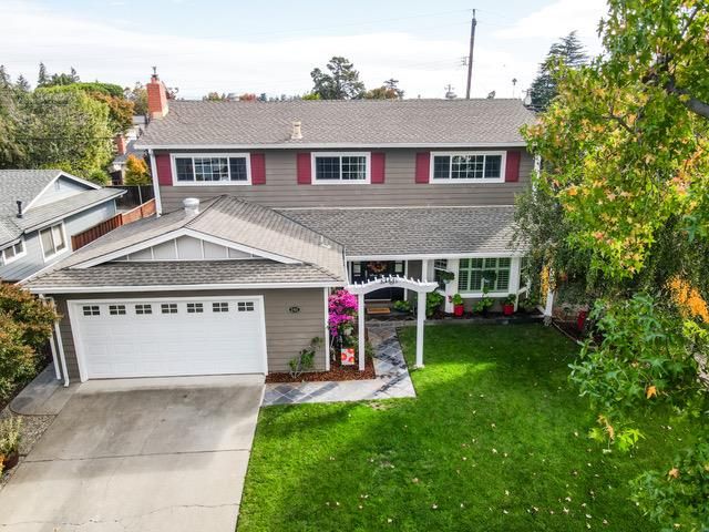 Attached, Backyard, Exterior, Facade, Split Level