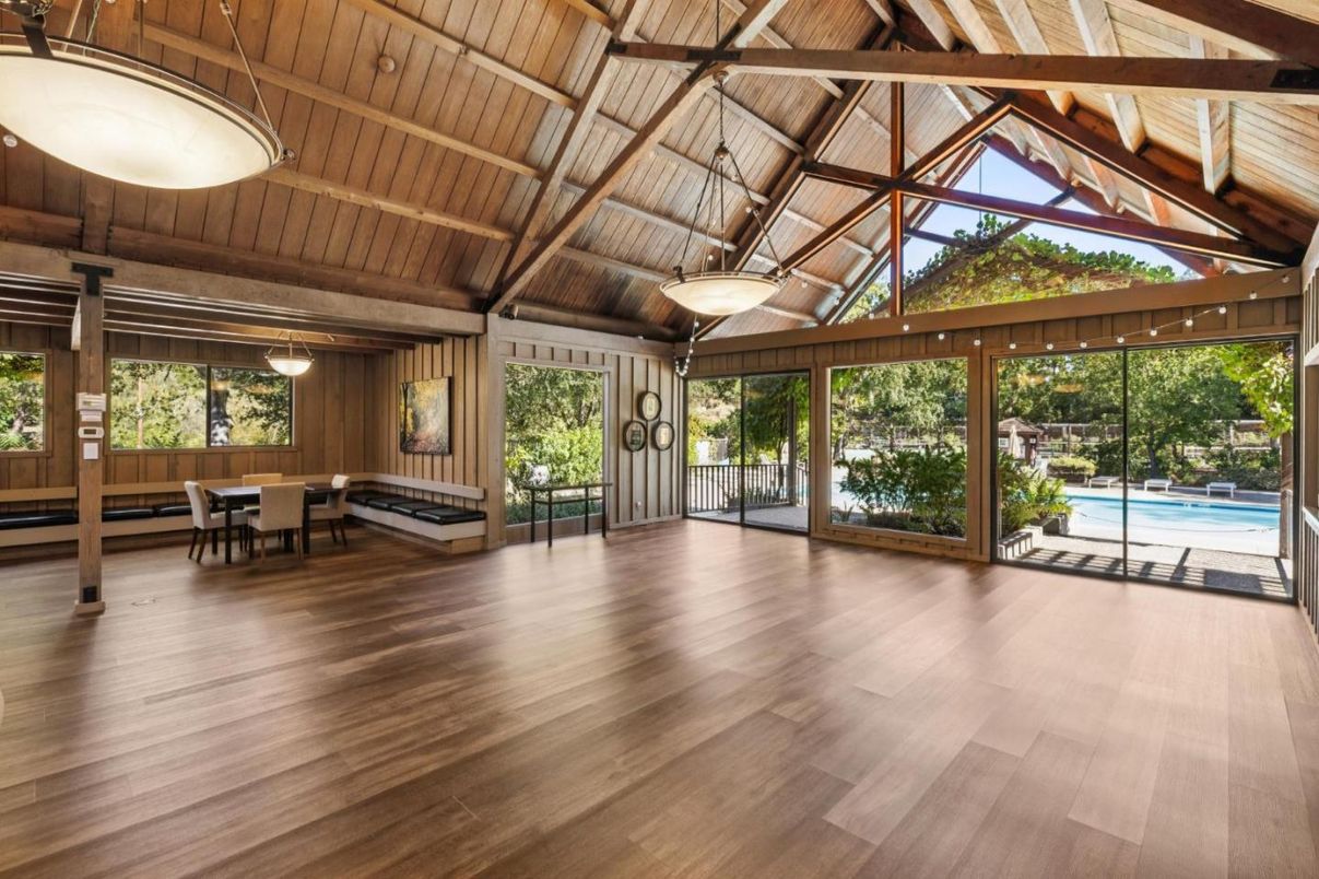 Dining room, Interior, Pendant Lights, Wooden Beams, Wooden Ceilings, Wood Texture Flooring