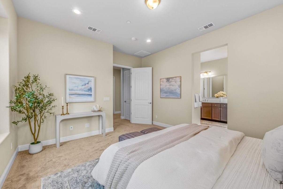 Bedroom, Interior, Recessed Lighting