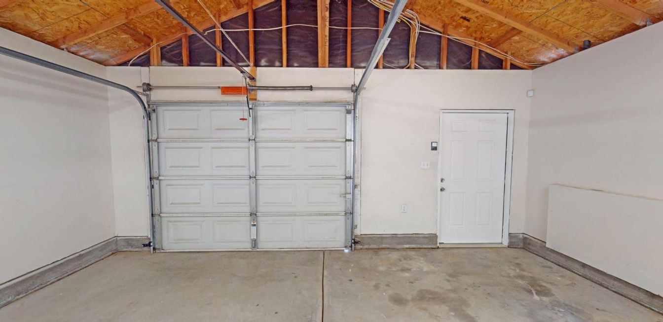 Garage, Interior, Wooden Beams, Wooden Ceilings