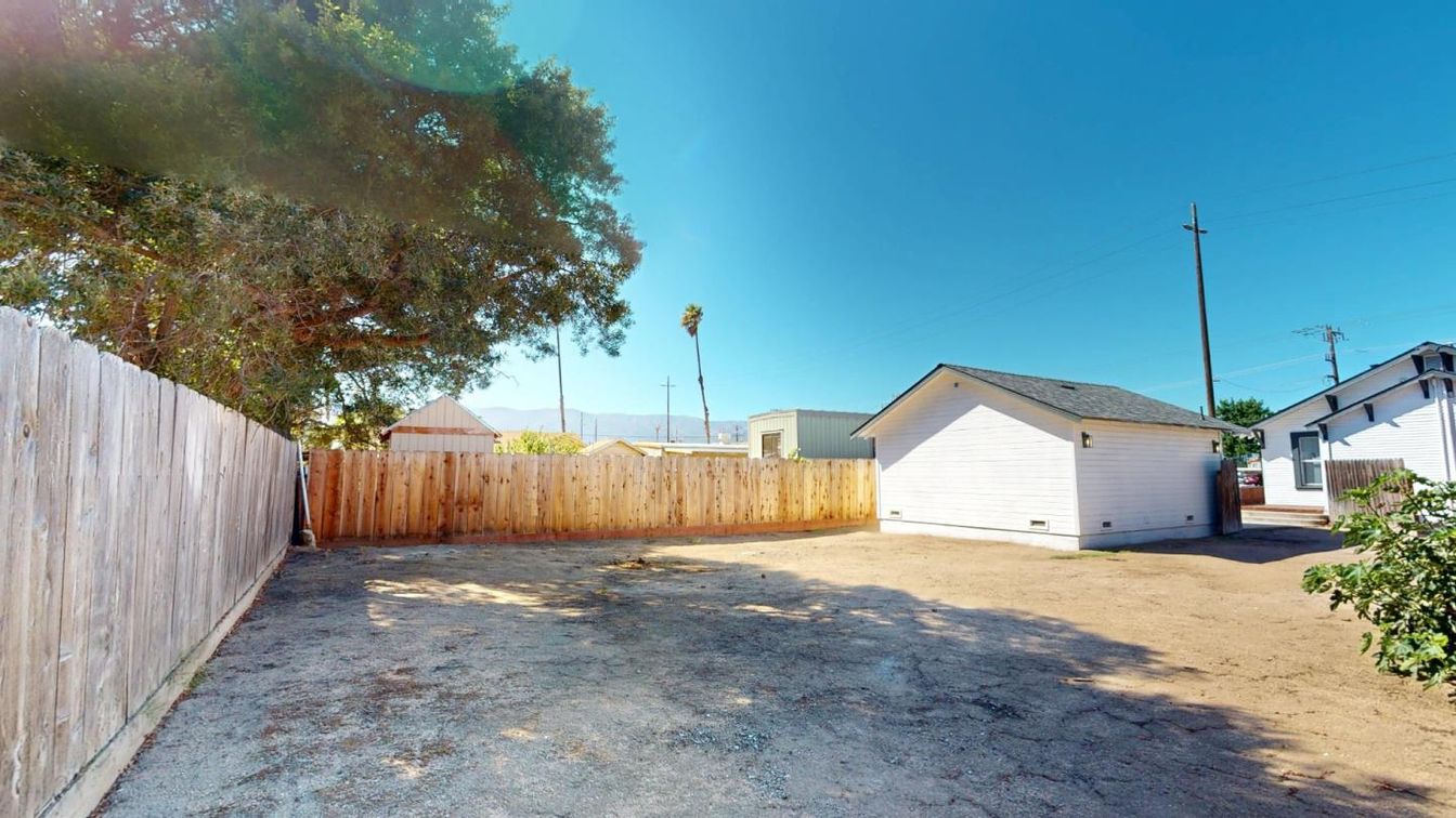 Backyard, Detached Garage, Exterior