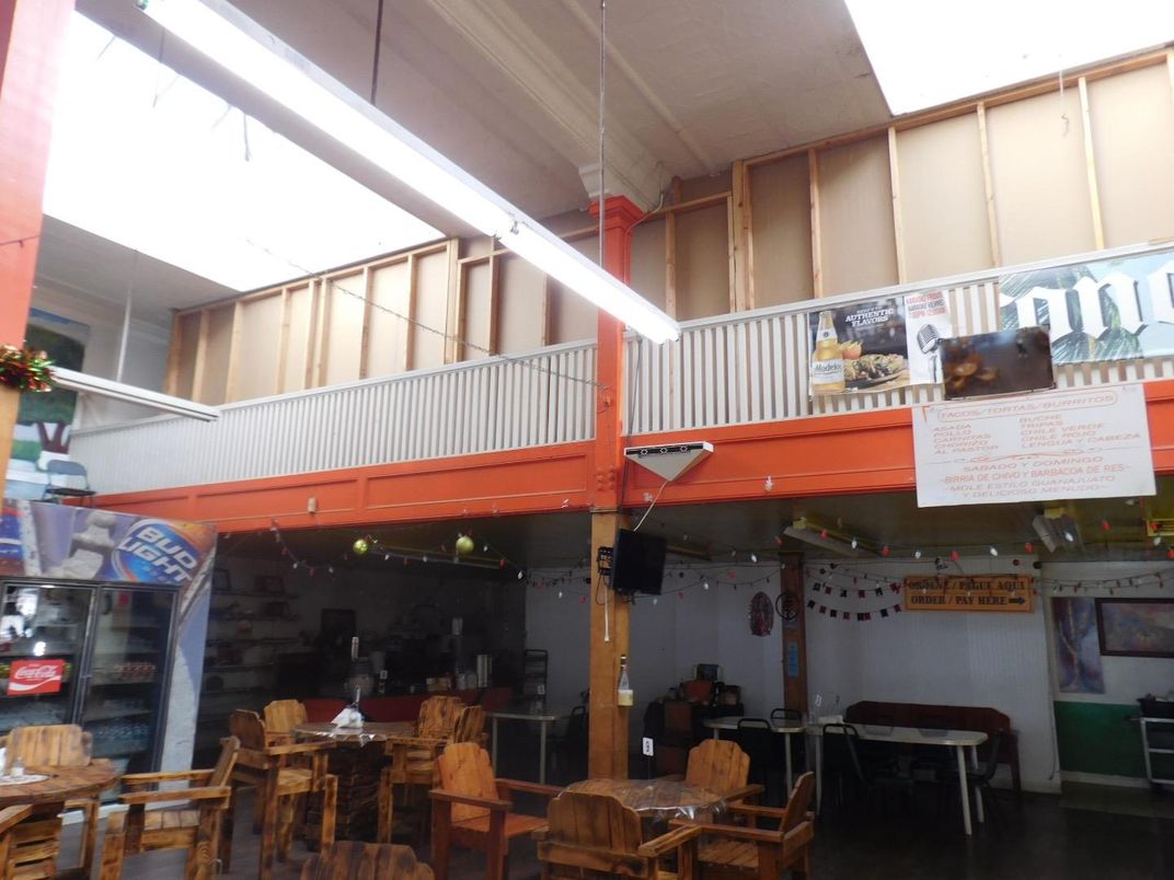 Dining room, Interior